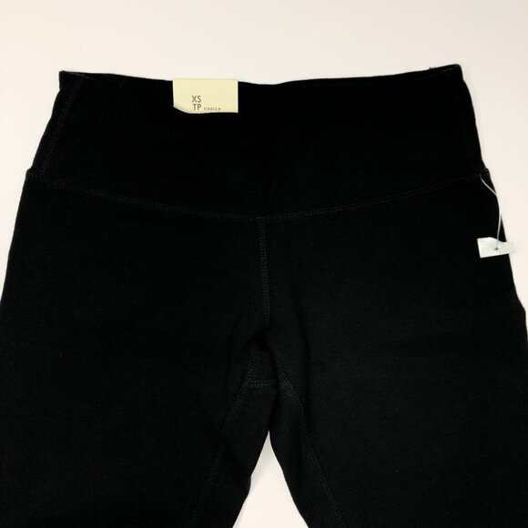 NEW Old Navy Black Workout Active 3/4 Capris Leggings Pants SIZE XS - Picture 4 of 12